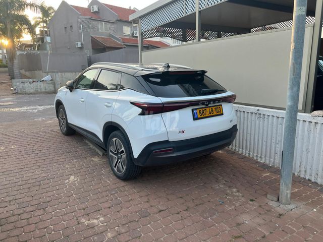 צ׳רי FX