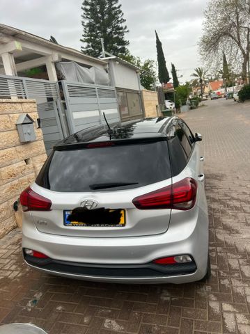 יונדאי i20