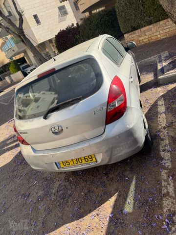 מודעת רכב יונדאי i20