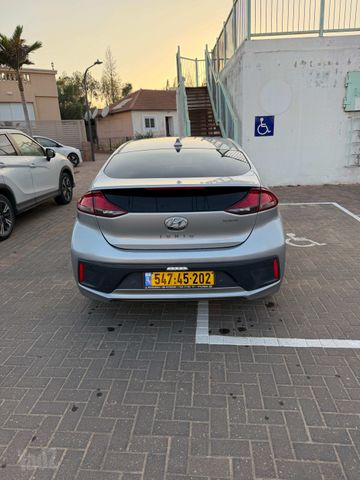 יונדאי איוניק