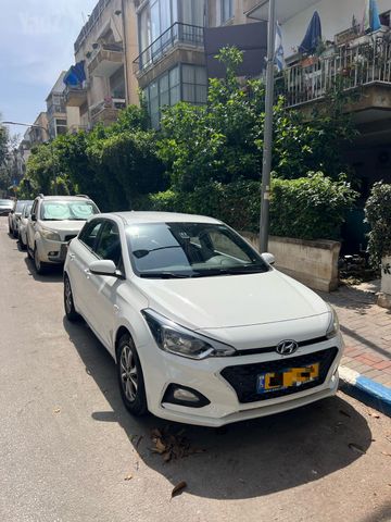 יונדאי i20