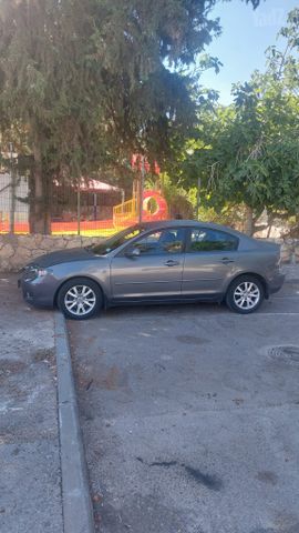 מאזדה 3