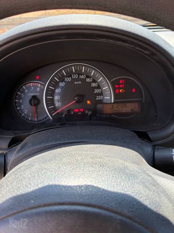 ניסאן מיקרה