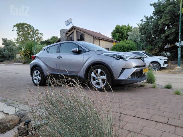 טויוטה C-HR