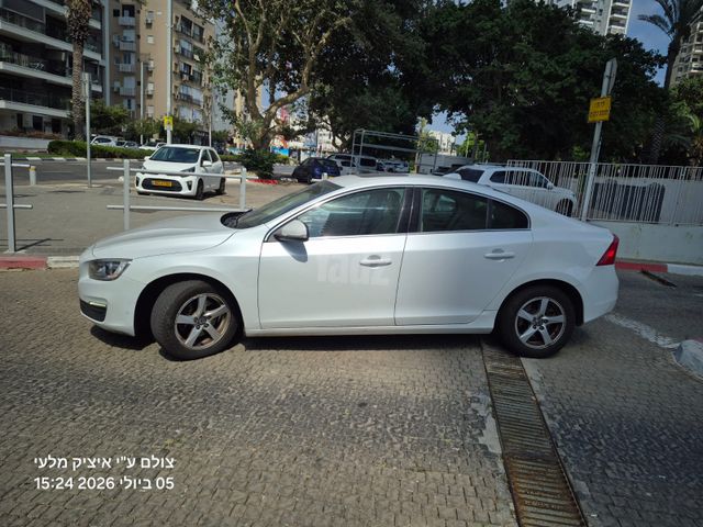 וולוו S60