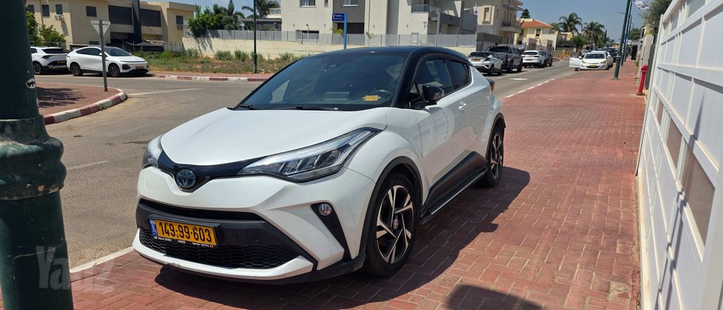 טויוטה C-HR