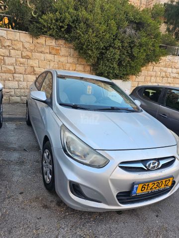 יונדאי אקסנט i25