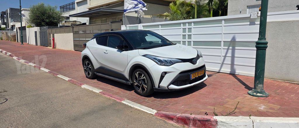 טויוטה C-HR