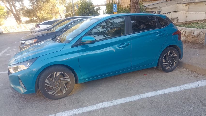 מודעת רכב יונדאי i20