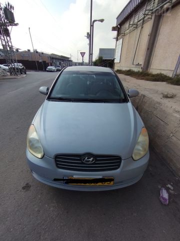יונדאי אקסנט i25