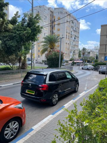 מודעת רכב סיטרואן C4 פיקאסו