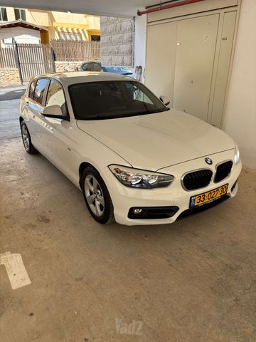 מודעת רכב ב מ וו סדרה 1