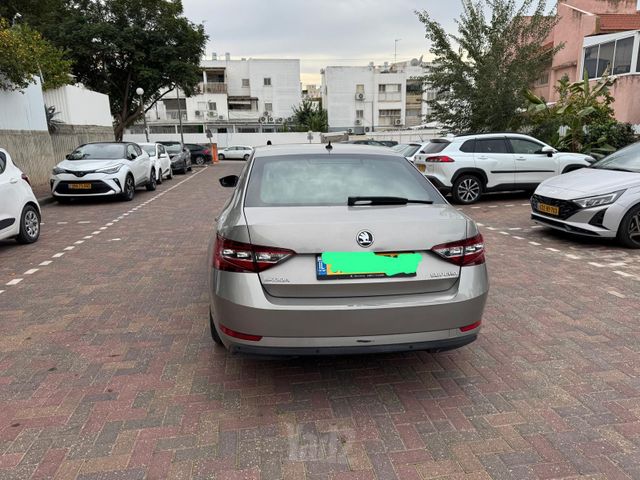 סקודה סופרב