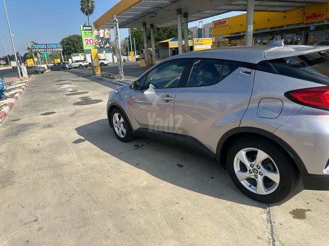 טויוטה C-HR