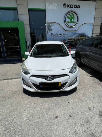 מודעת רכב יונדאי i20