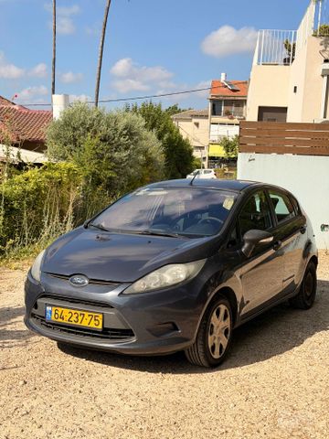 מודעת רכב פורד פיאסטה