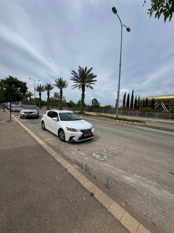 לקסוס CT