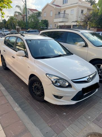 יונדאי i30