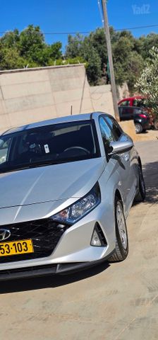 מודעת רכב יונדאי i20