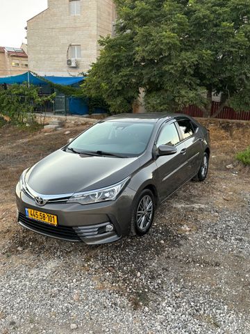 מודעת רכב טויוטה קורולה