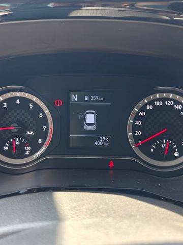 יונדאי i10