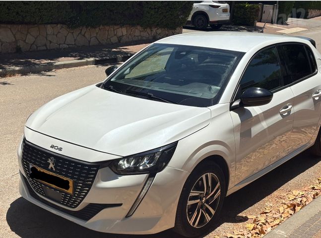 פיג'ו 208