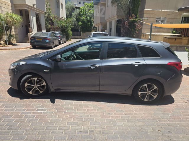 מודעת רכב יונדאי i30