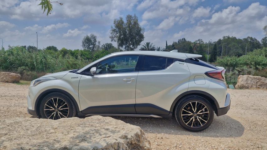 טויוטה C-HR