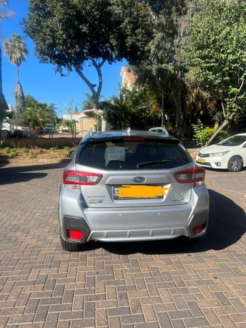 מודעת רכב סובארו XV