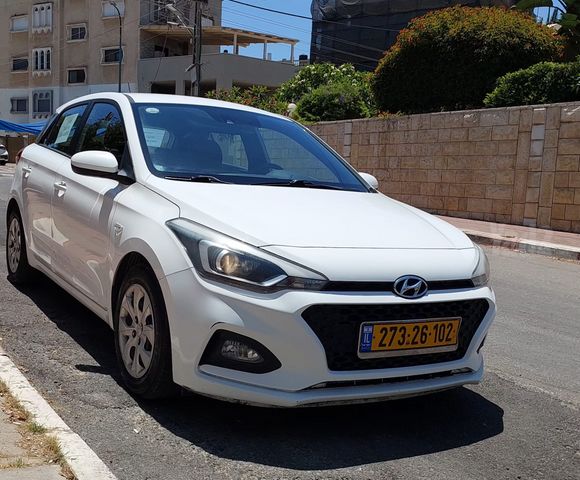 מודעת רכב יונדאי i20