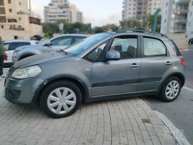 סוזוקי SX4