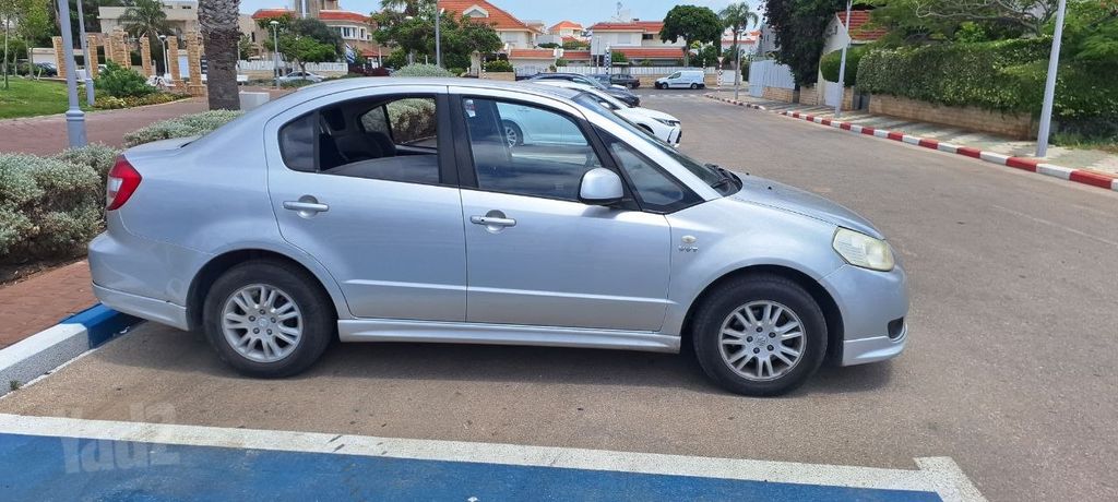 סוזוקי SX4