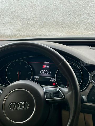אאודי A6