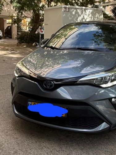 מודעת רכב טויוטה C-HR