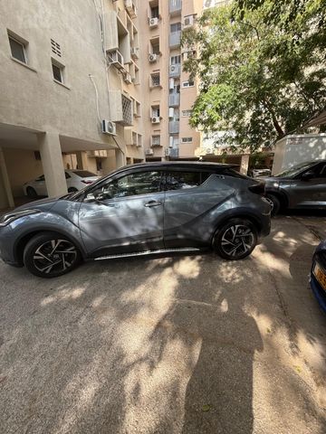 טויוטה C-HR