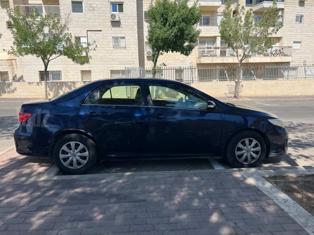 מודעת רכב טויוטה קורולה