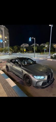 ב מ וו M4