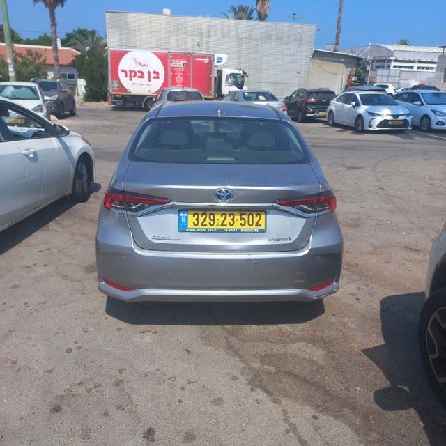 טויוטה קורולה