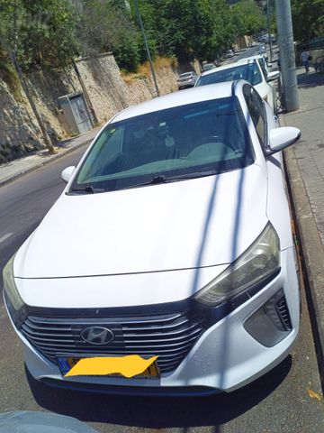 יונדאי איוניק