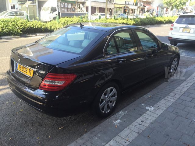 מודעת רכב מרצדס-בנץ C-class