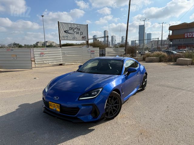 מודעת רכב סובארו BRZ