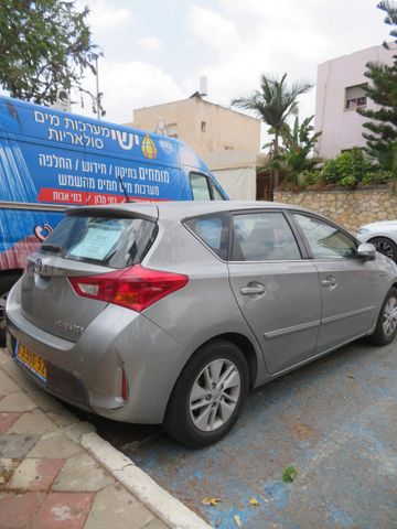 טויוטה אוריס
