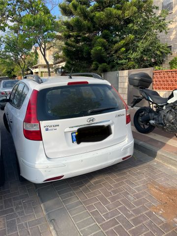 יונדאי i30