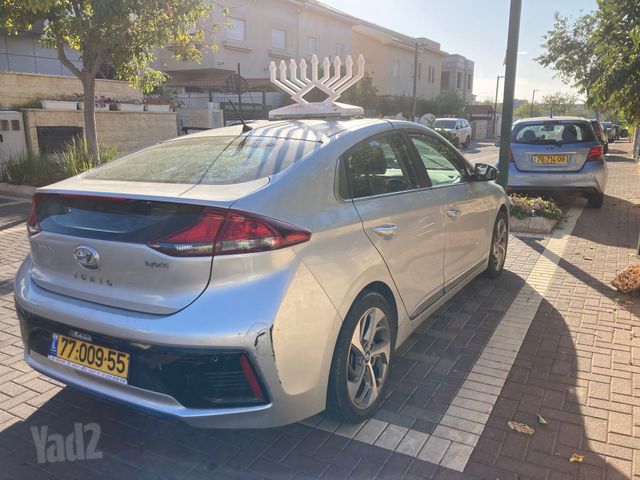 יונדאי איוניק