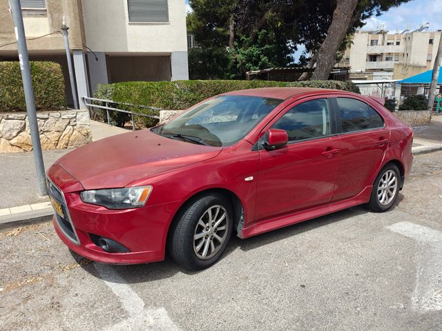 מיצובישי לנסר