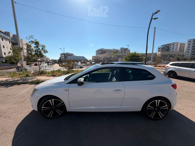 סיאט לאון