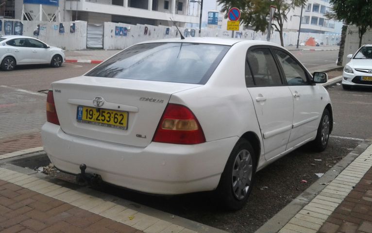טויוטה קורולה