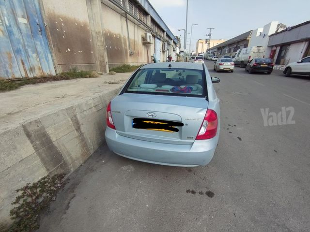 יונדאי אקסנט i25