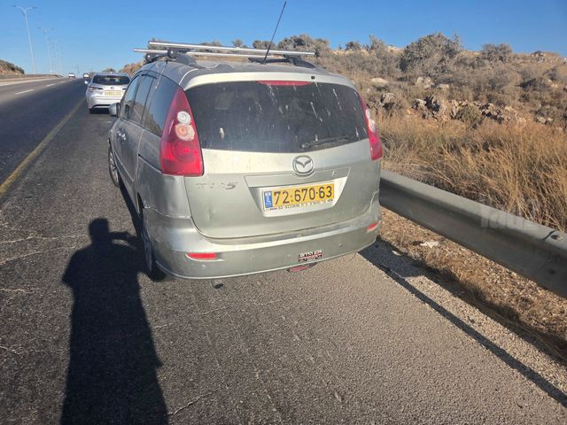 מודעת רכב מאזדה 5