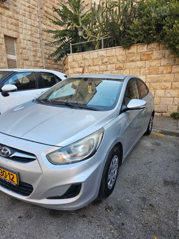 יונדאי אקסנט i25
